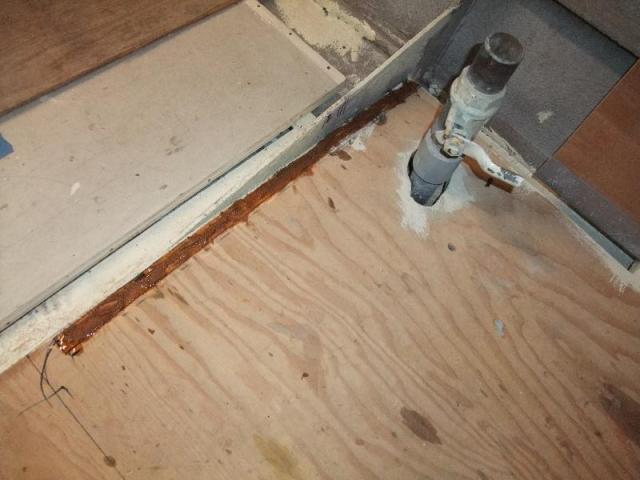 Rough up the glue line, wet with straight epoxy, then top with wood flour-thickened epoxy